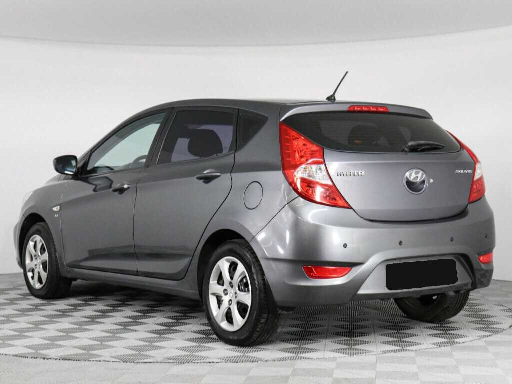 Hyundai Solaris, 2012 - фото №4