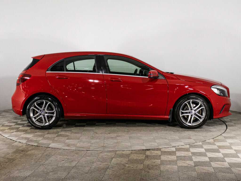 Mercedes-Benz A-Класс 180, 2016 - фото №4