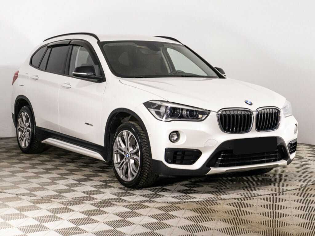 BMW X1 20i xDrive, 2017 - фото №3
