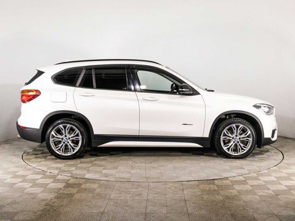 BMW X1 20i xDrive, 2017 - фото №4