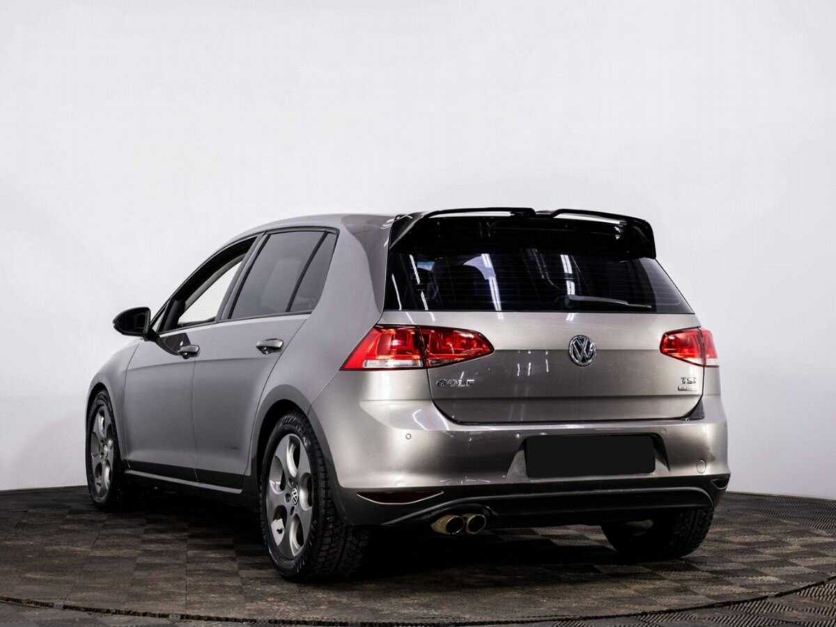Volkswagen Golf, 2013 - фото №4