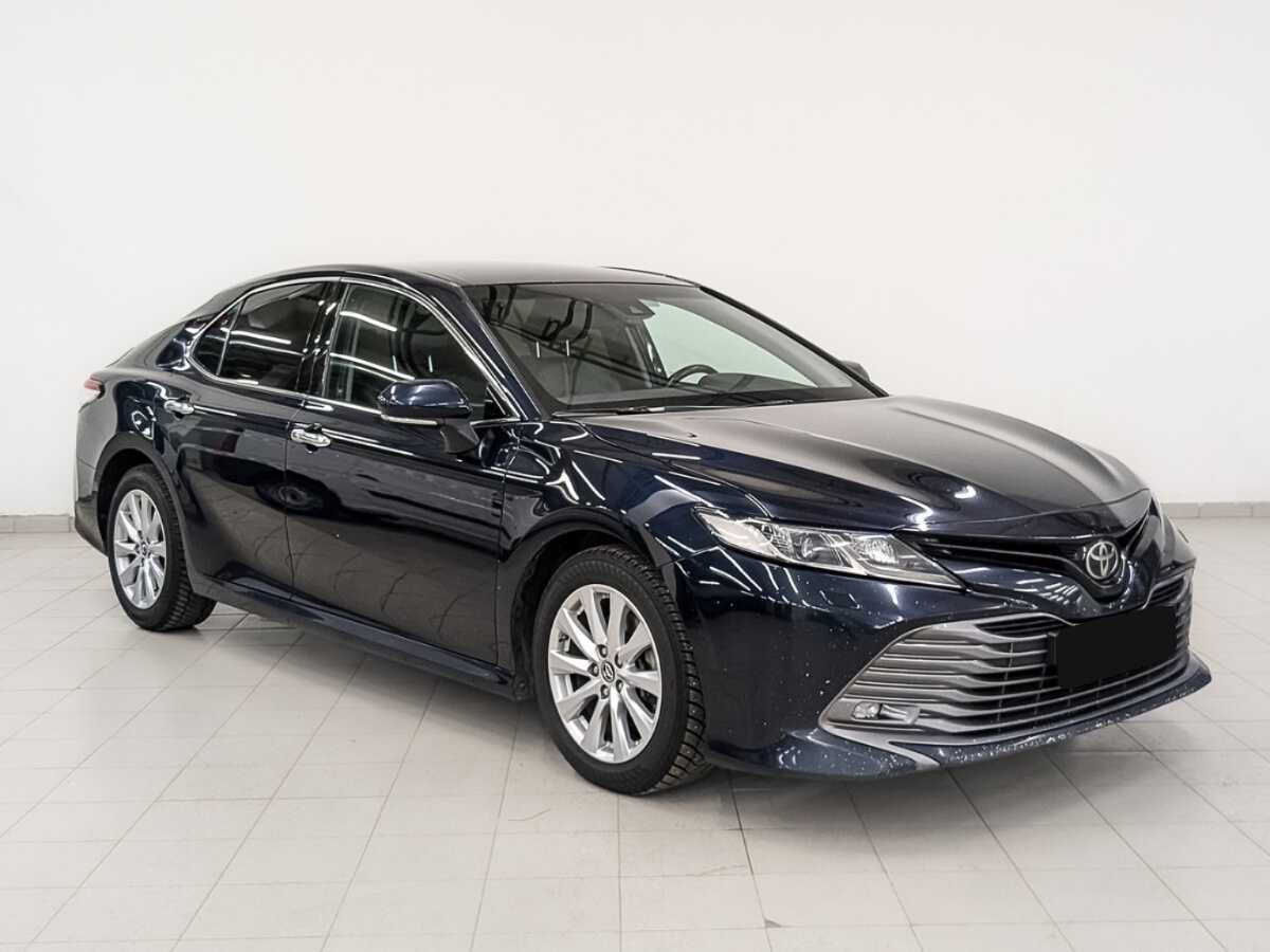 Toyota Camry, 2018 - фото №3