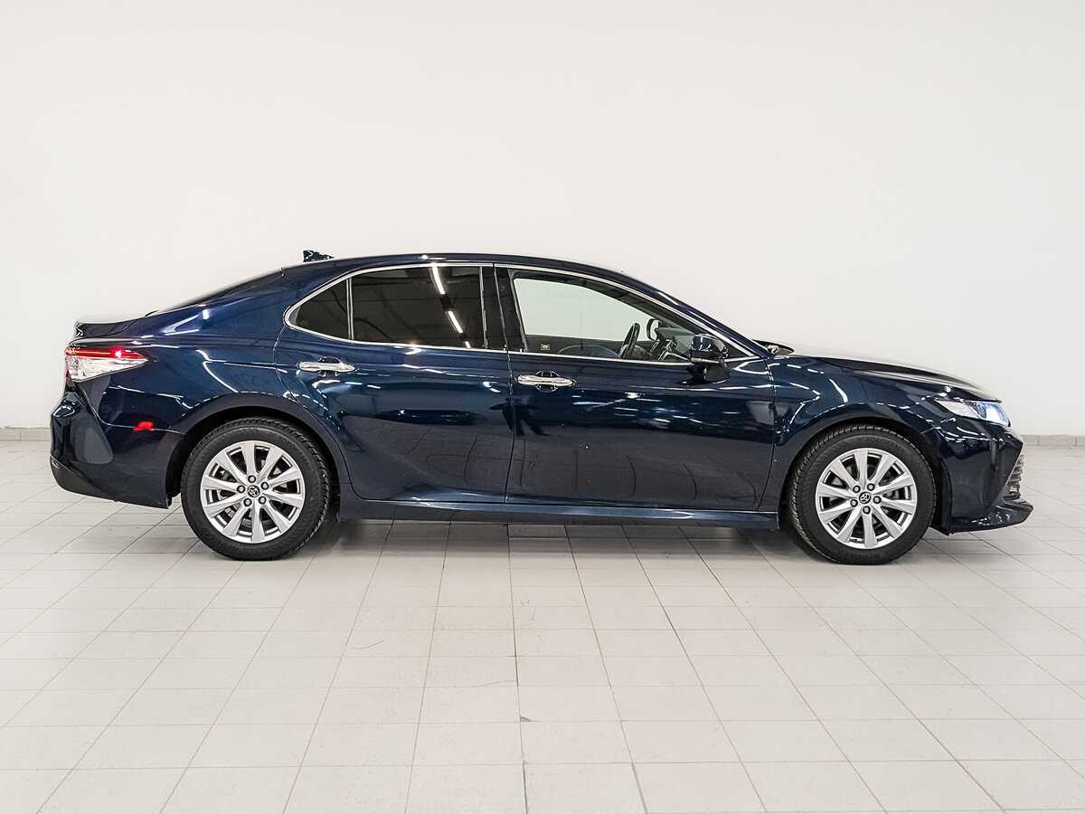 Toyota Camry, 2018 - фото №4