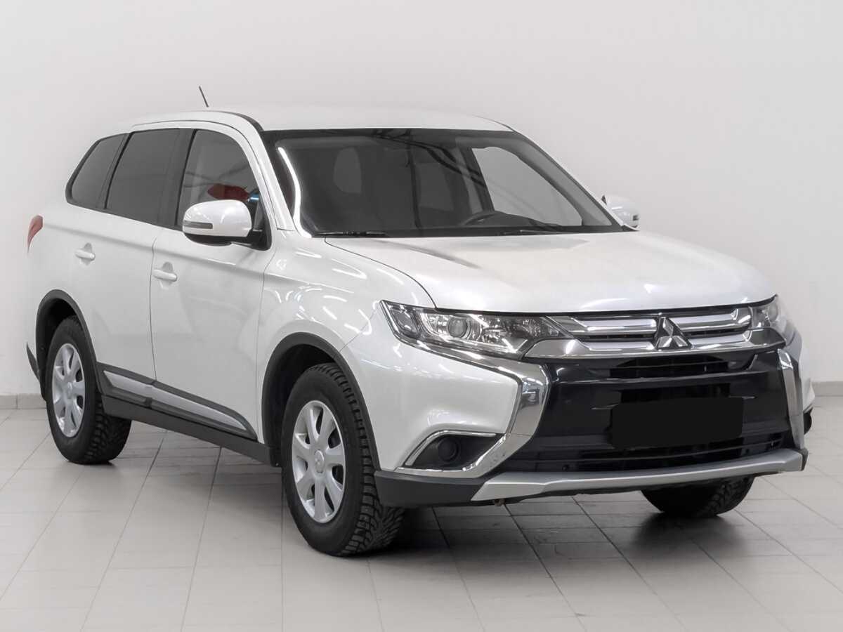 Mitsubishi Outlander, 2015 - фото №3