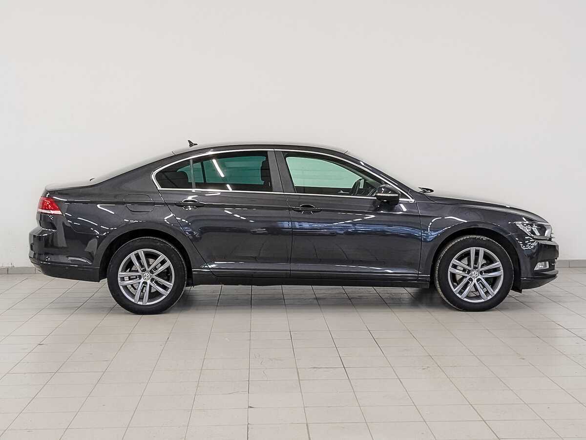 Volkswagen Passat, 2019 - фото №4
