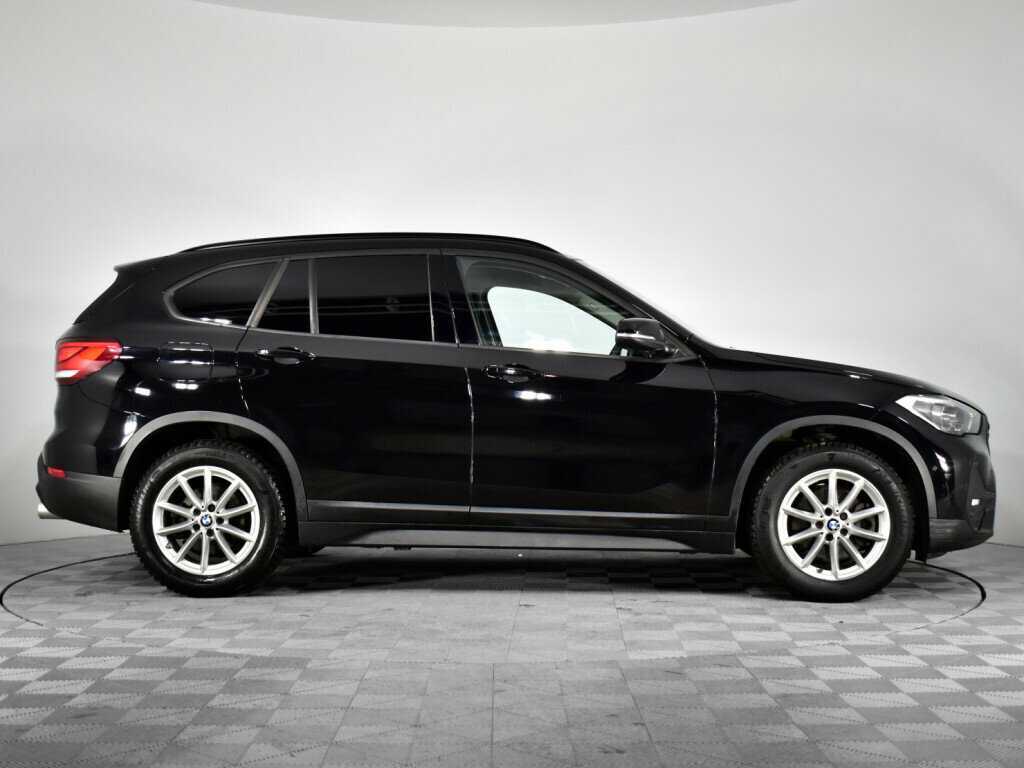 BMW X1 20d xDrive, 2019 - фото №4