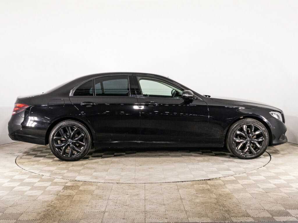 Mercedes-Benz E-Класс 200 d, 2019 - фото №4