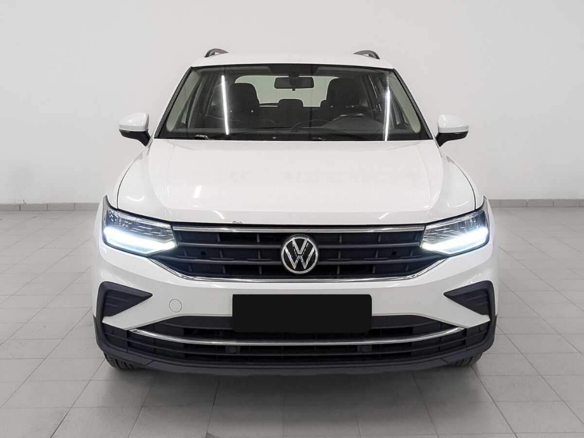 Volkswagen Tiguan, 2021 - фото №2