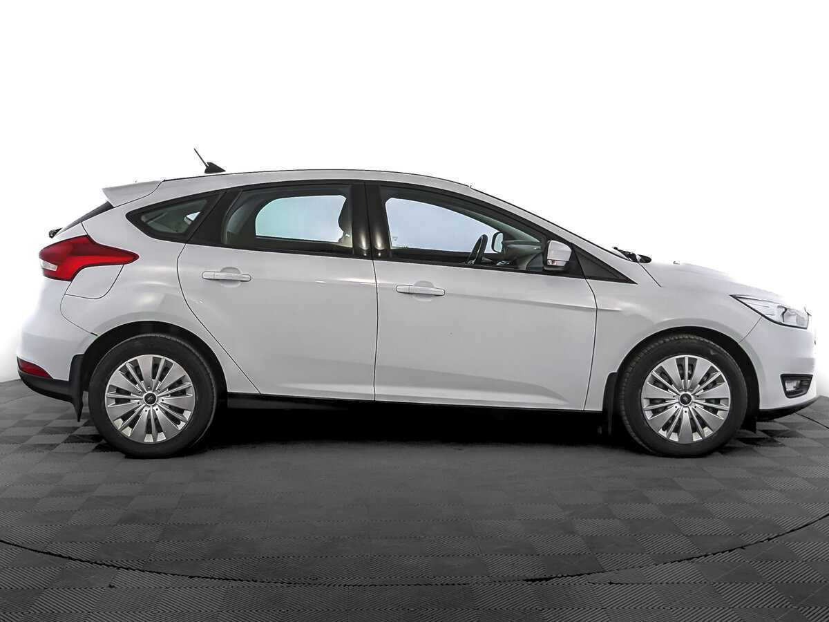 Ford Focus, 2018 - фото №4