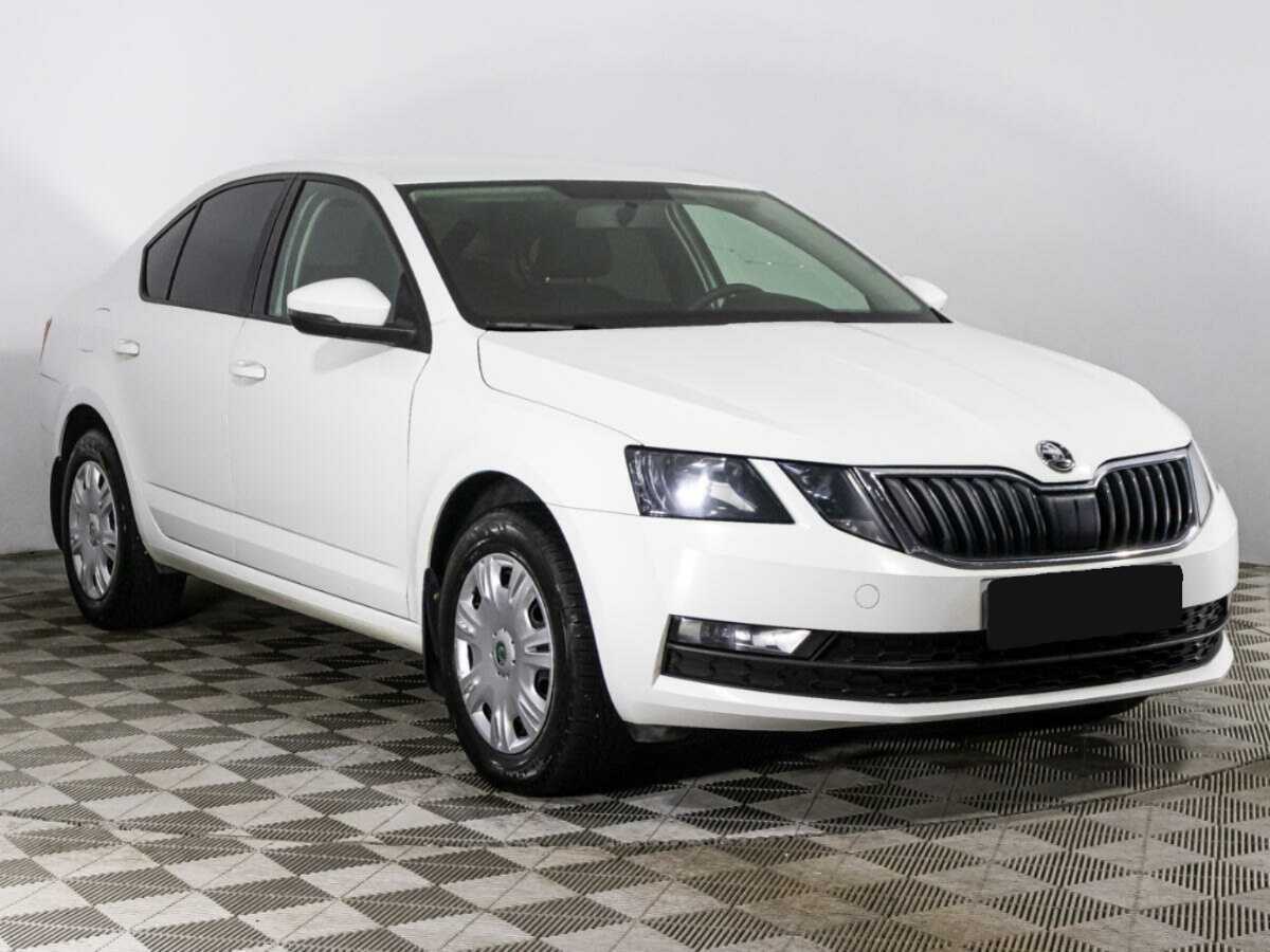 Skoda Octavia, 2018 - фото №3
