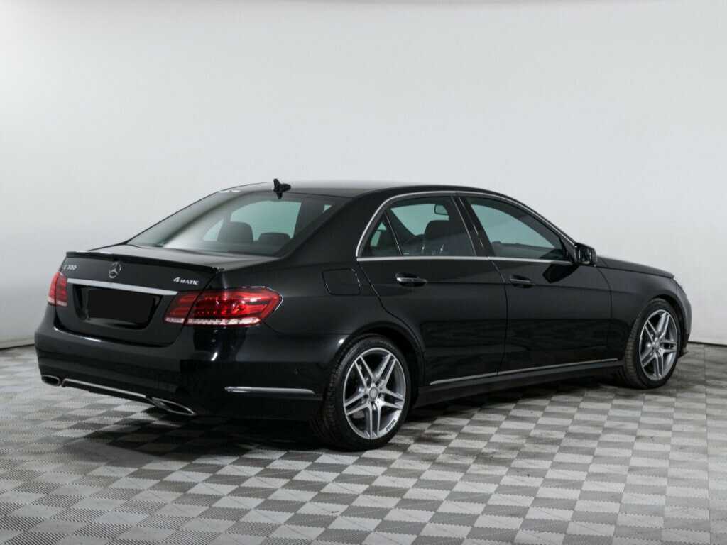 Mercedes-Benz E-Класс 300, 2013 - фото №4