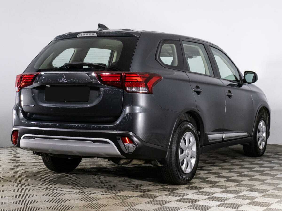 Mitsubishi Outlander, 2021 - фото №4