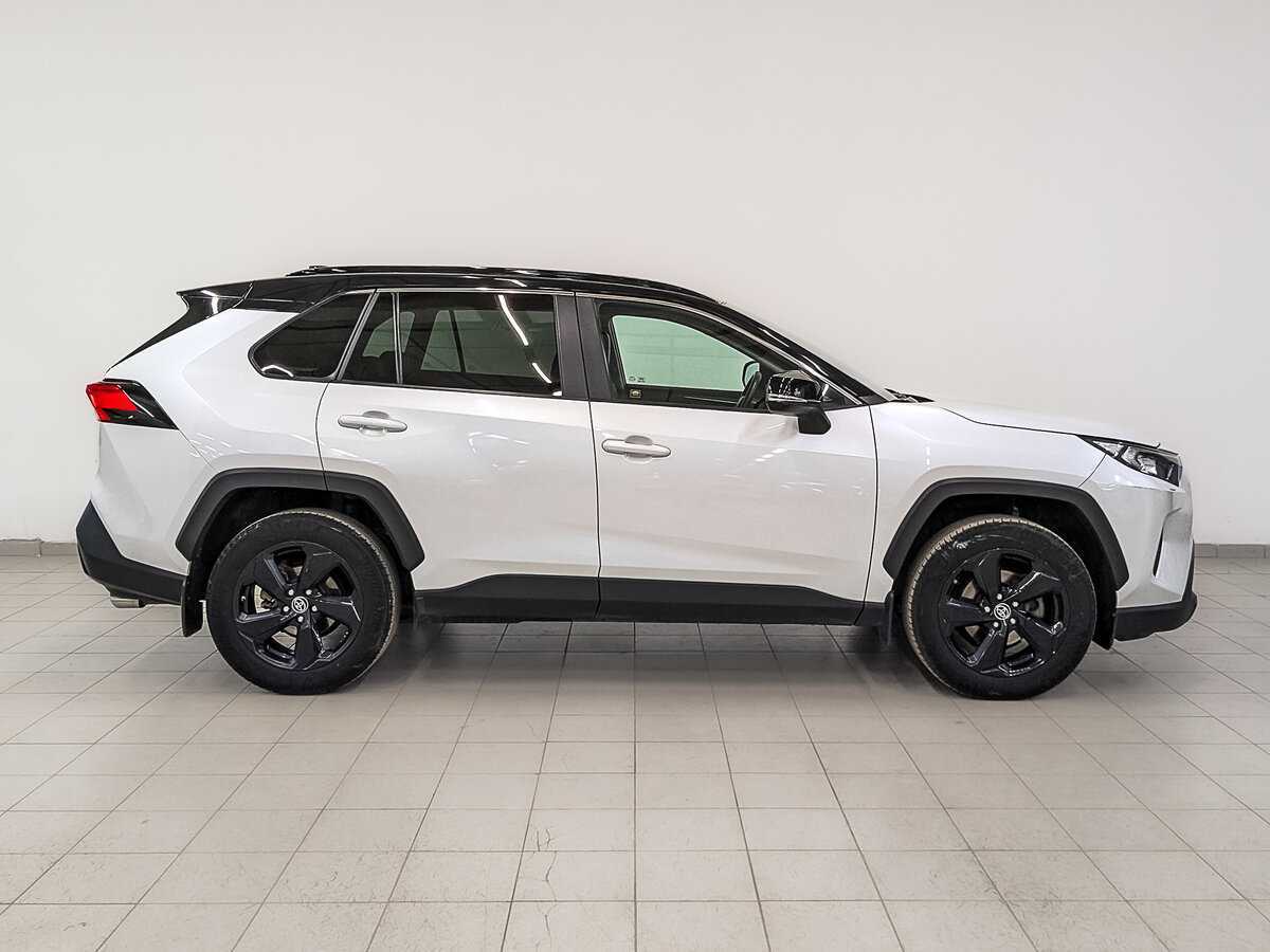 Toyota RAV4, 2021 - фото №4