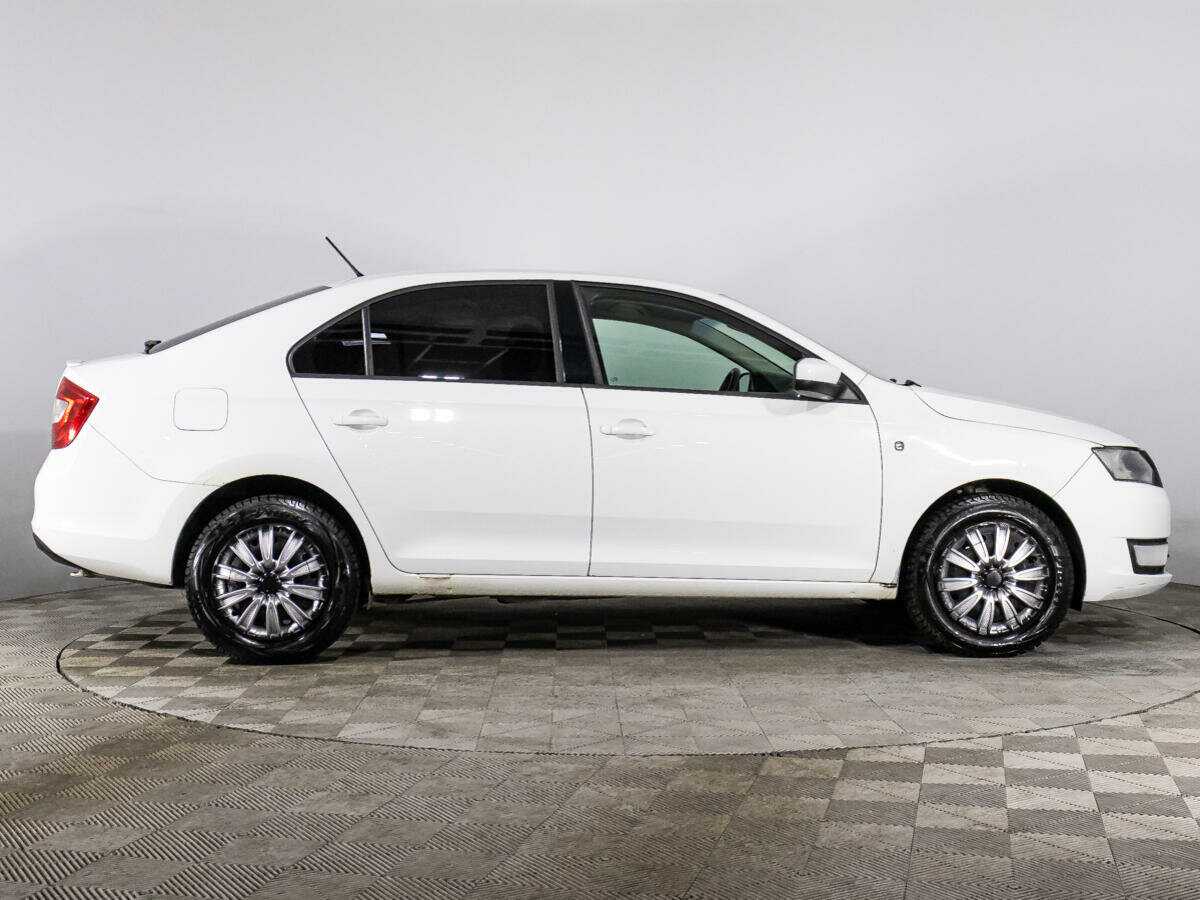 Skoda Rapid, 2014 - фото №2