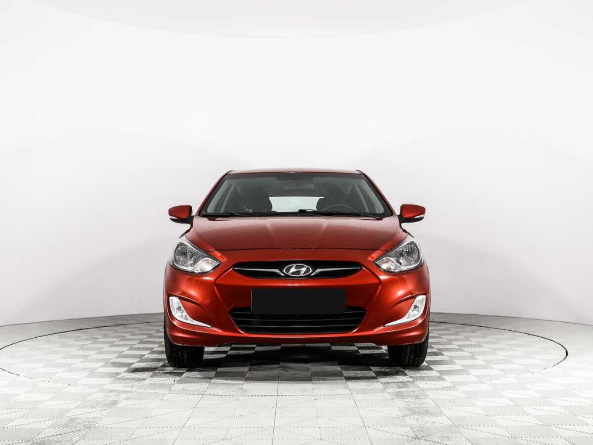 Hyundai Solaris, 2012 - фото №2
