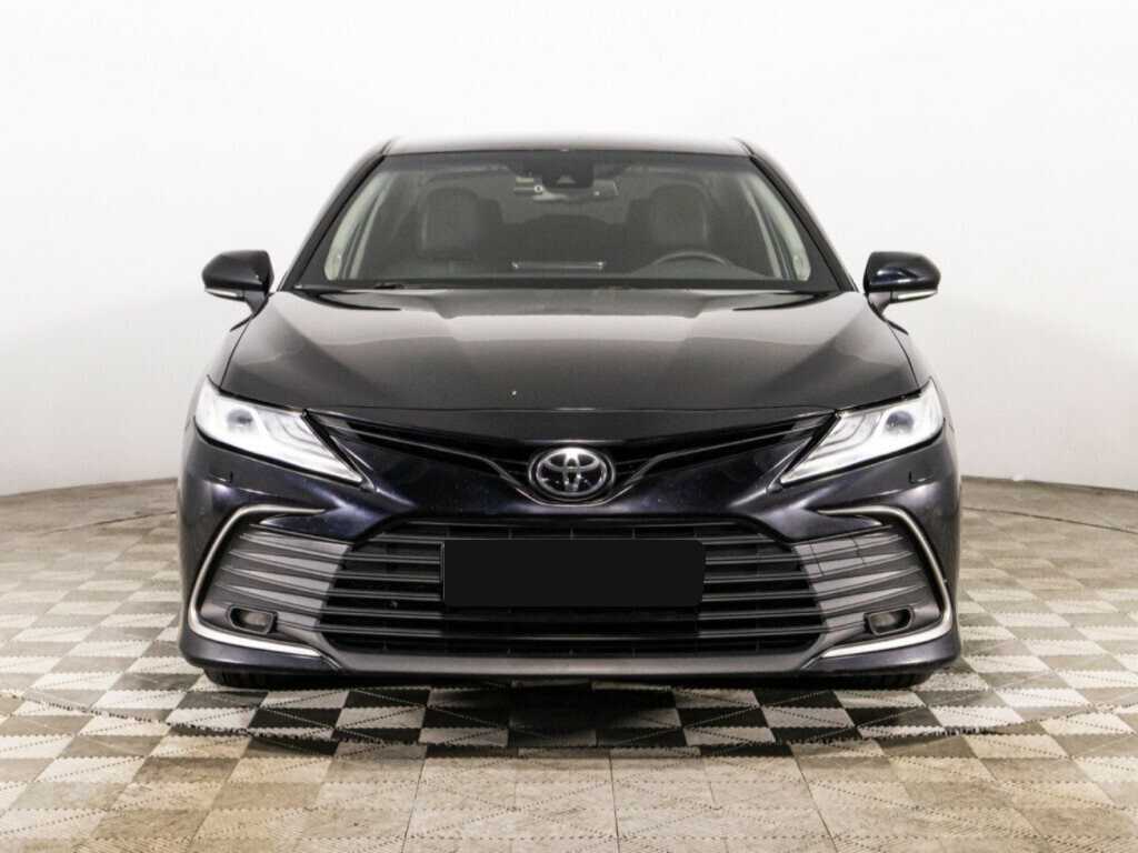 Toyota Camry, 2021 - фото №2