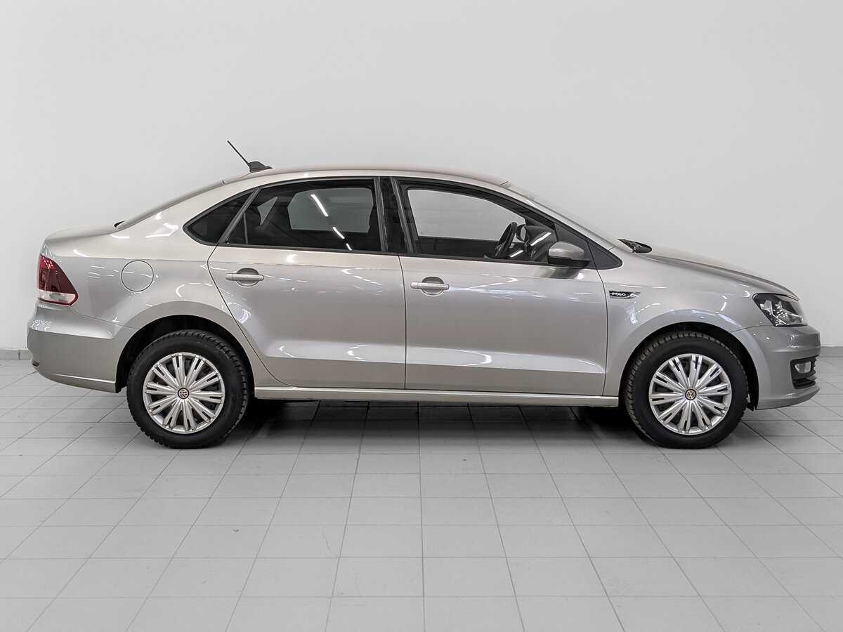 Volkswagen Polo, 2018 - фото №4