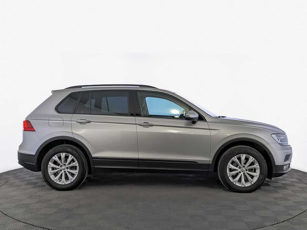 Volkswagen Tiguan, 2020 - фото №4
