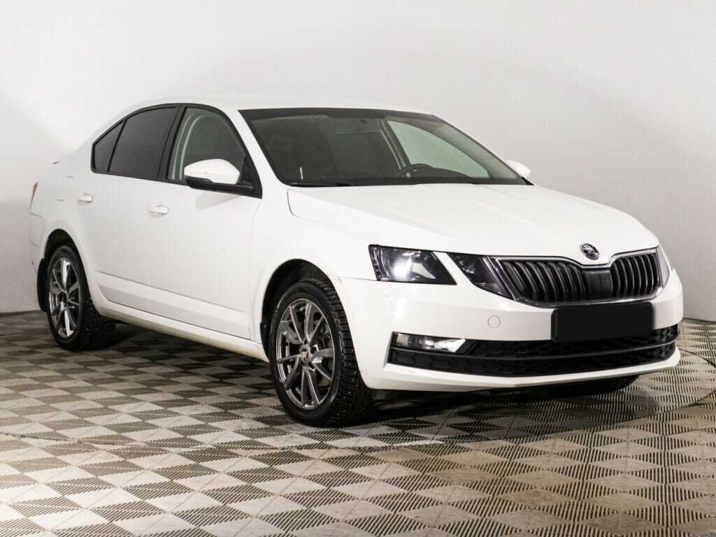 Skoda Octavia, 2018 - фото №3