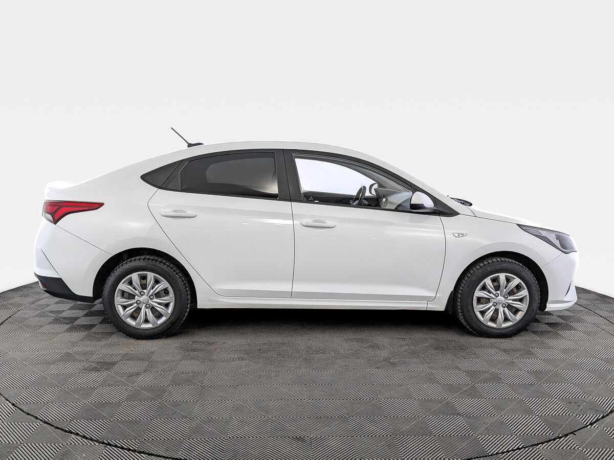 Hyundai Solaris, 2020 - фото №4