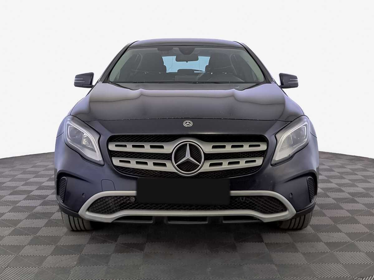 Mercedes-Benz GLA 200, 2018 - фото №2