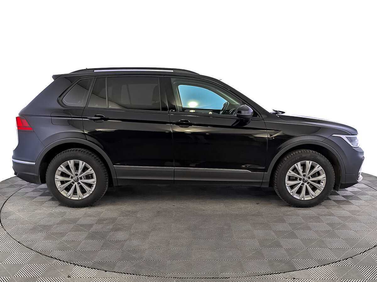 Volkswagen Tiguan, 2021 - фото №4