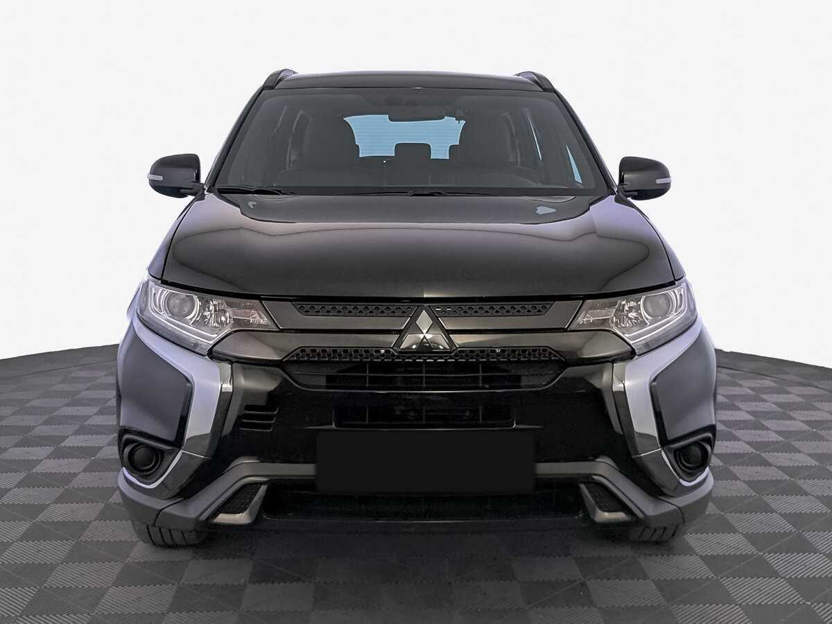 Mitsubishi Outlander, 2021 - фото №2
