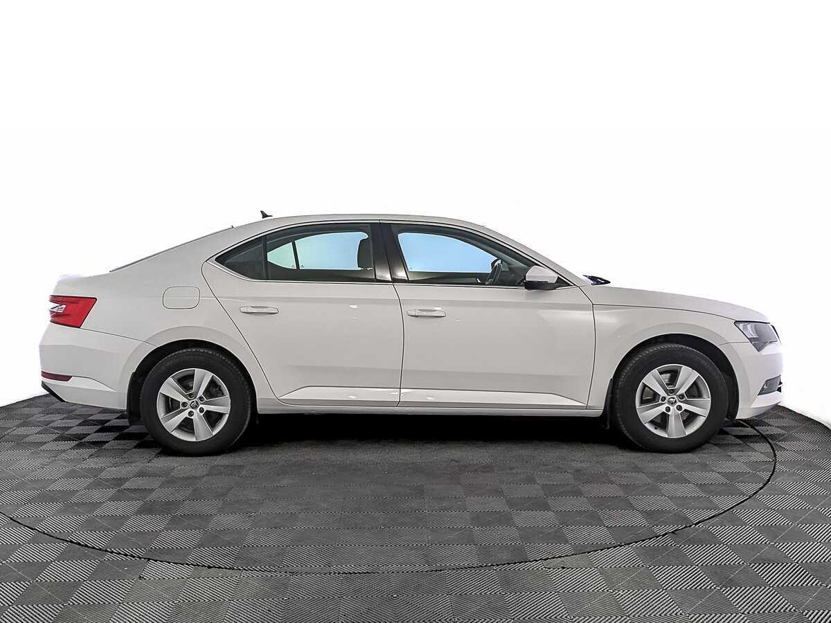 Skoda Superb, 2017 - фото №4