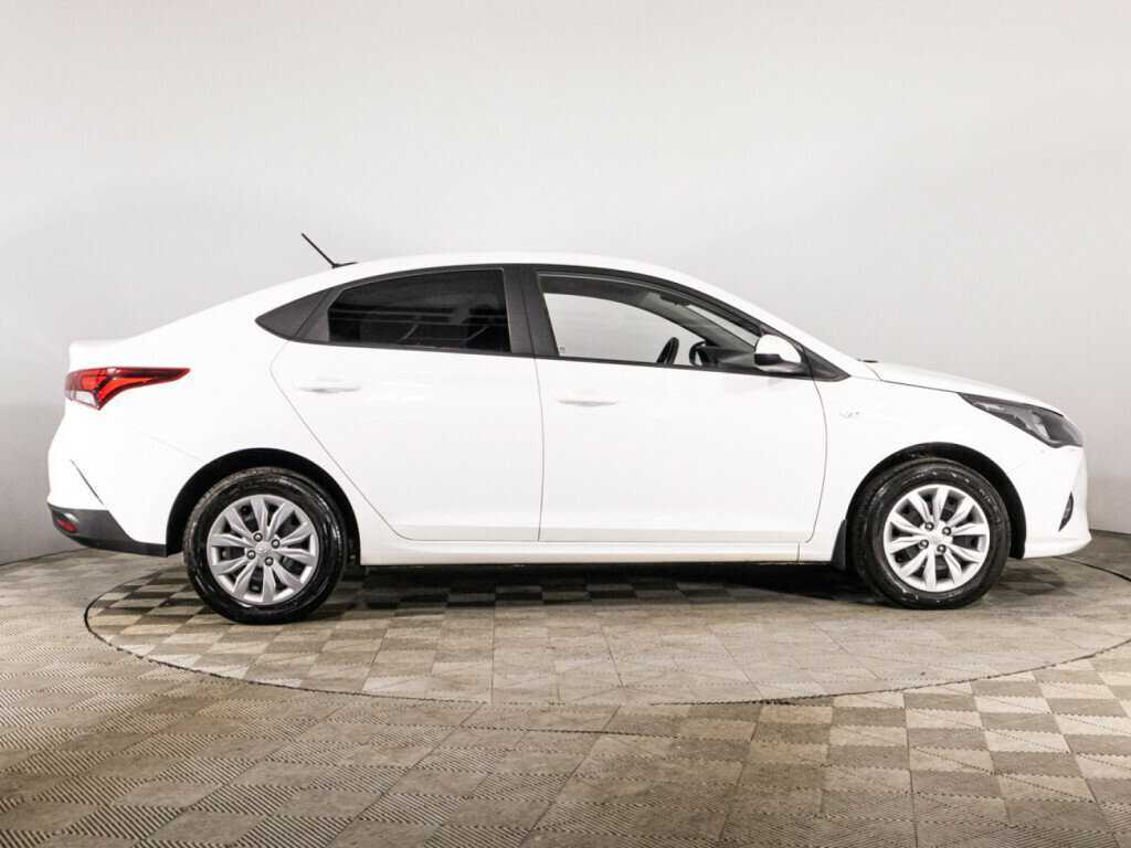 Hyundai Solaris, 2022 - фото №4