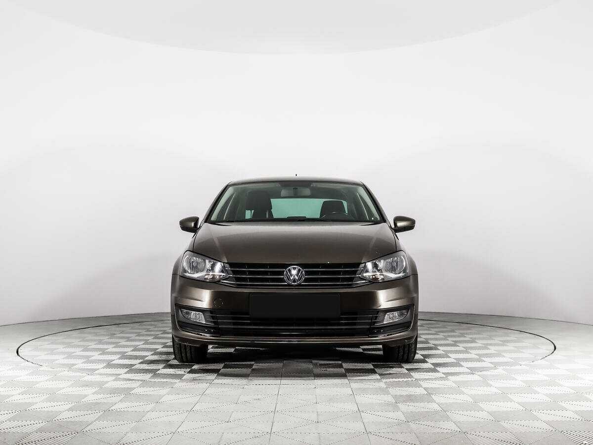 Volkswagen Polo, 2016 - фото №2