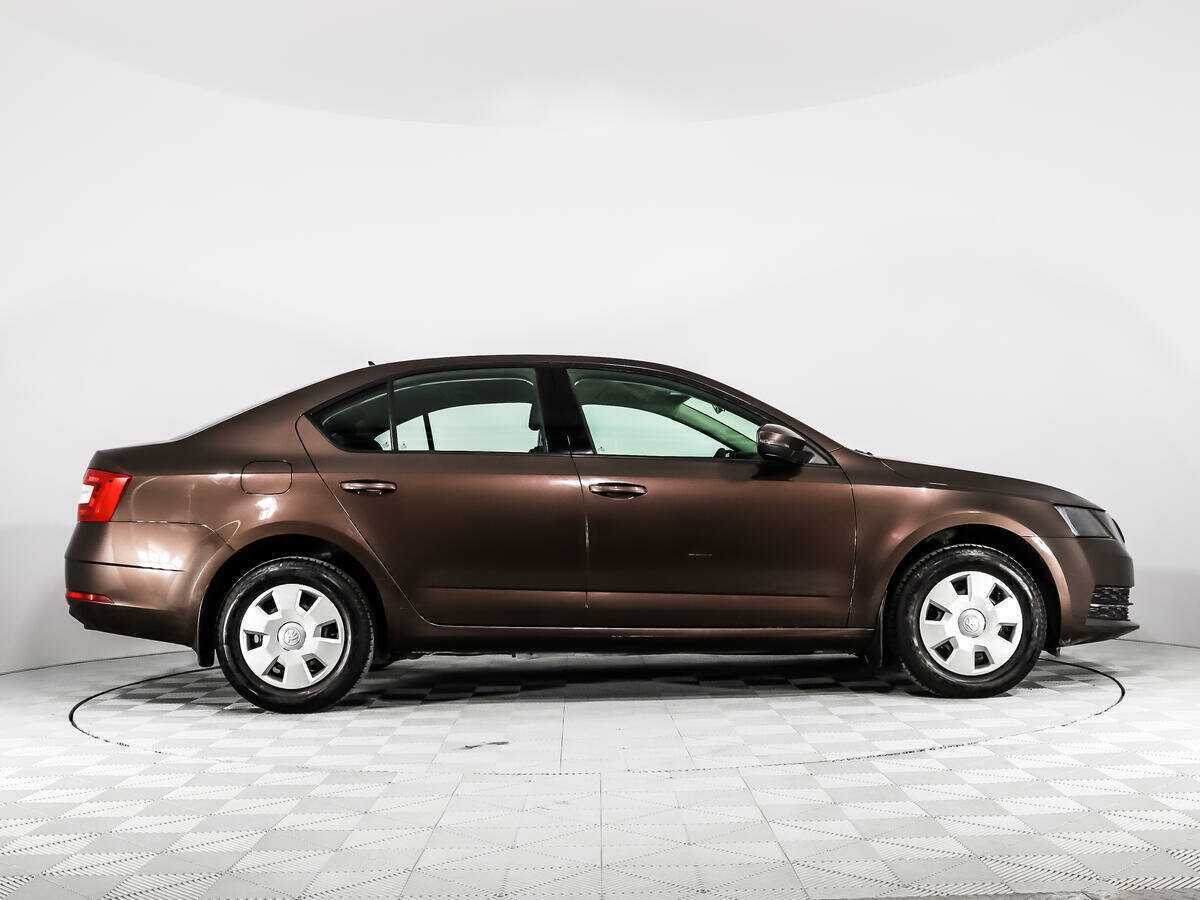 Skoda Octavia, 2017 - фото №4