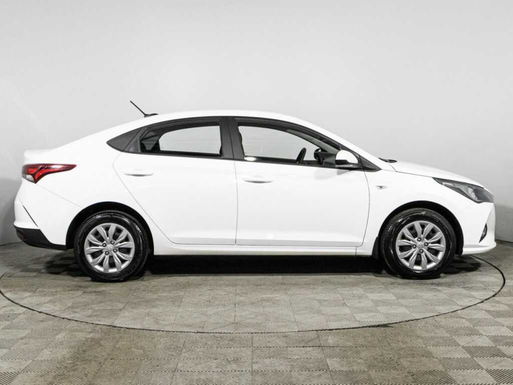 Hyundai Solaris, 2022 - фото №4