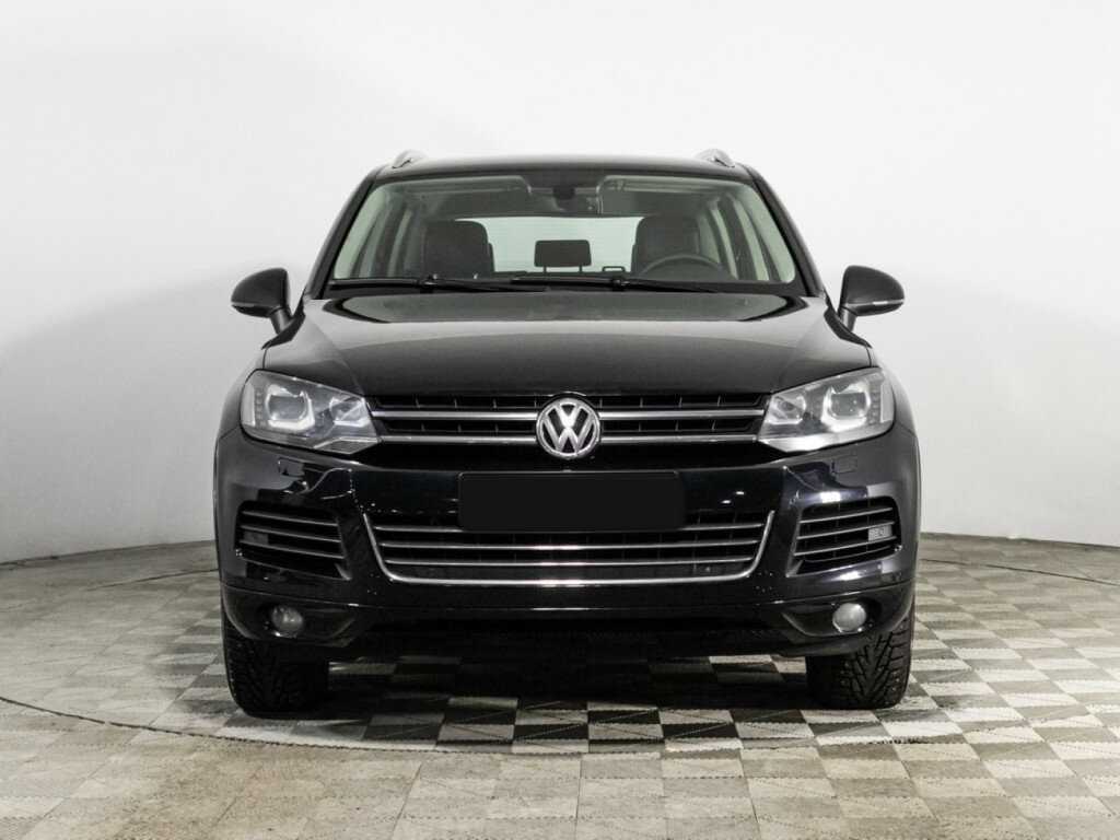 Volkswagen Touareg, 2012 - фото №2