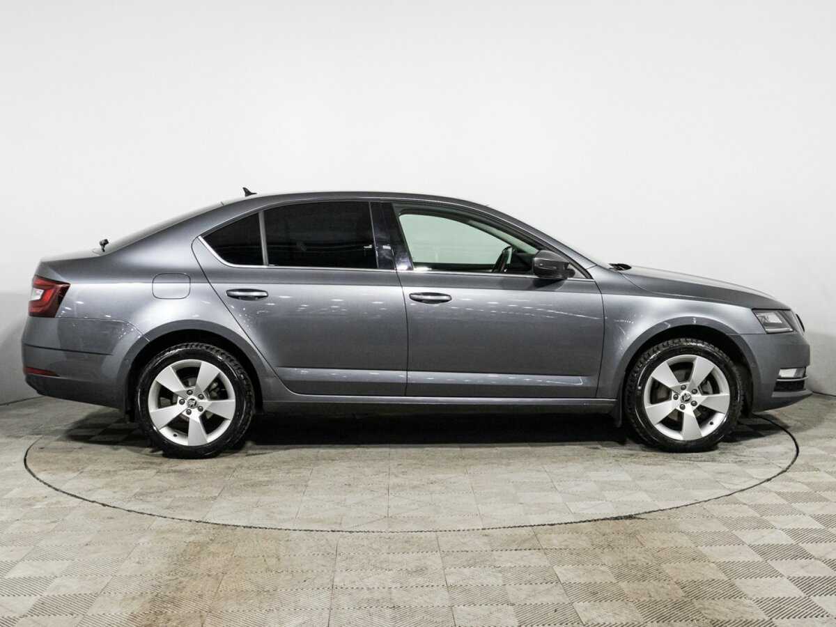 Skoda Octavia, 2020 - фото №4