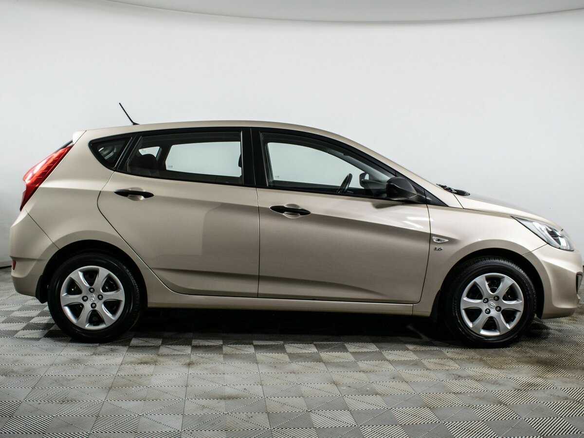 Hyundai Solaris, 2013 - фото №4
