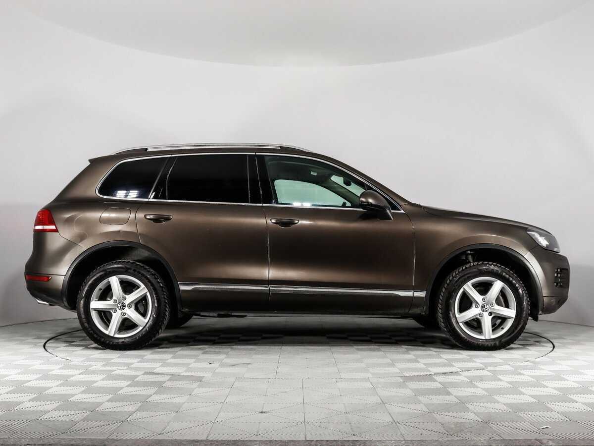 Volkswagen Touareg, 2012 - фото №4