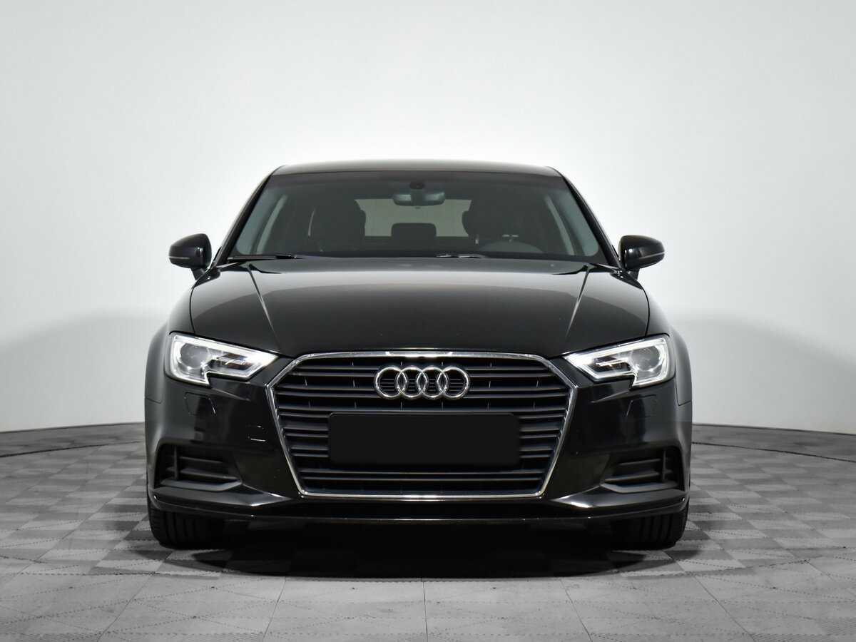 Audi A3, 2018 - фото №2