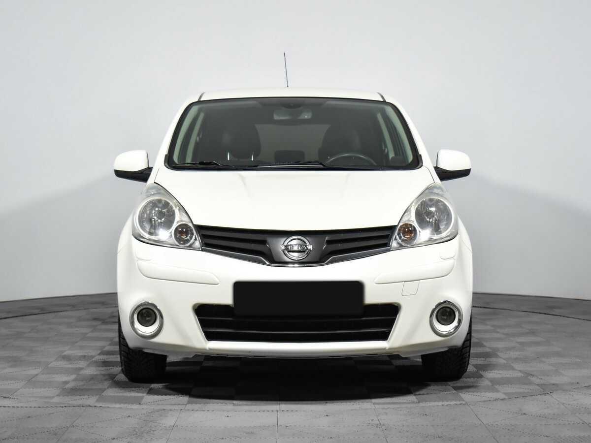 Nissan Note, 2013 - фото №2