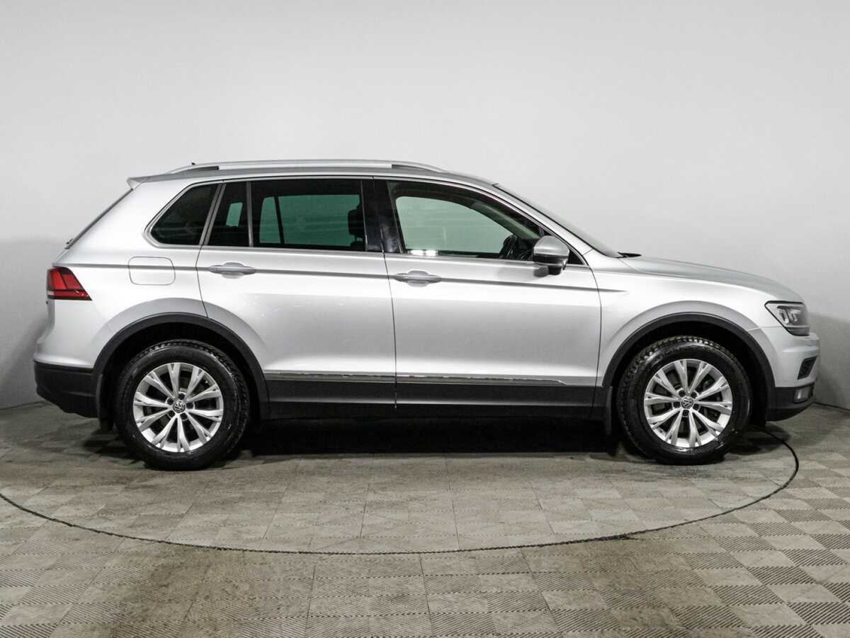 Volkswagen Tiguan, 2019 - фото №4