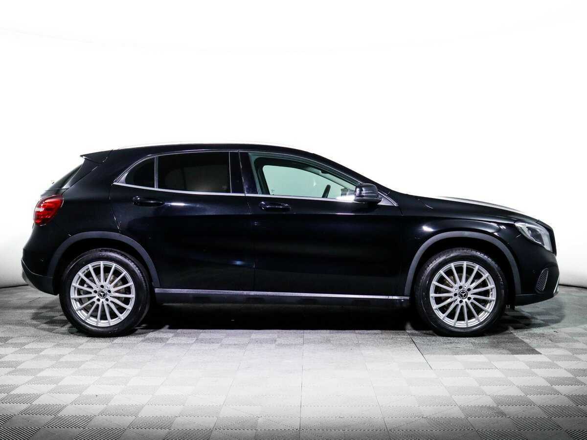 Mercedes-Benz GLA 200, 2017 - фото №4