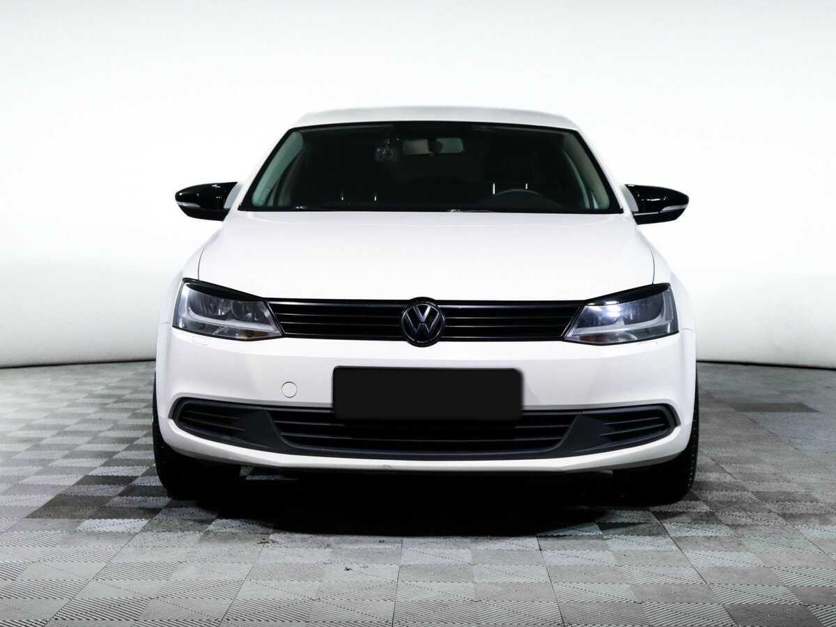 Volkswagen Jetta, 2013 - фото №2