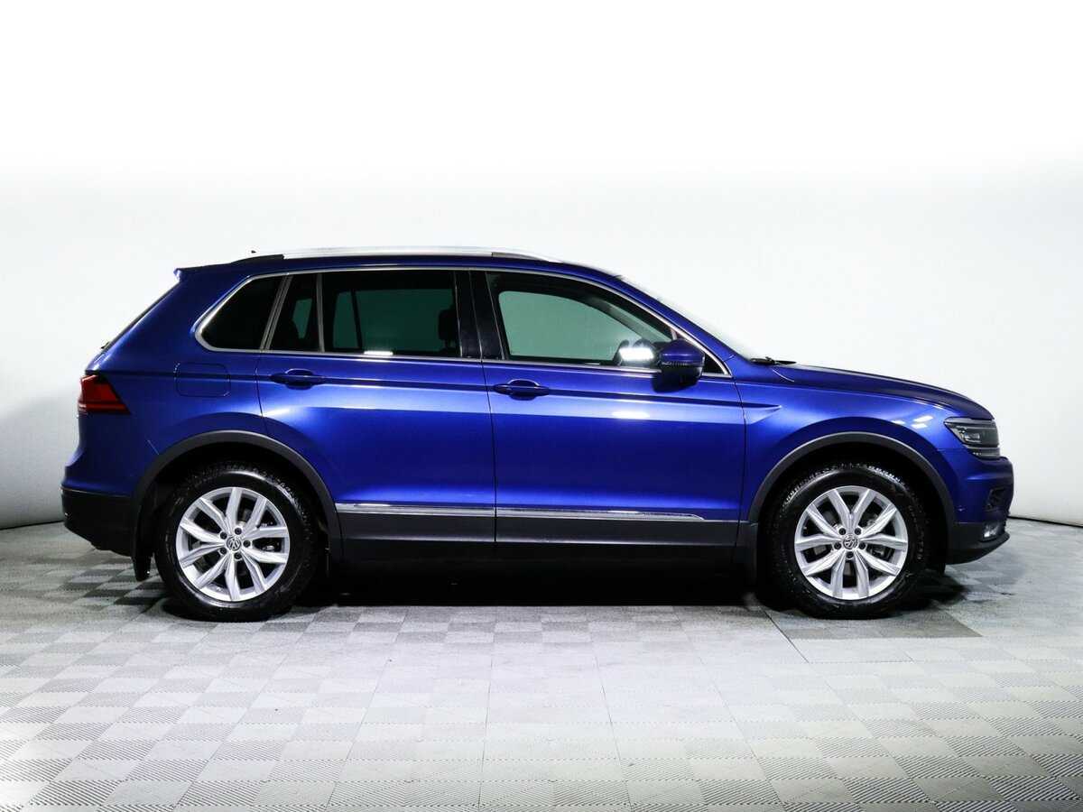 Volkswagen Tiguan, 2020 - фото №4