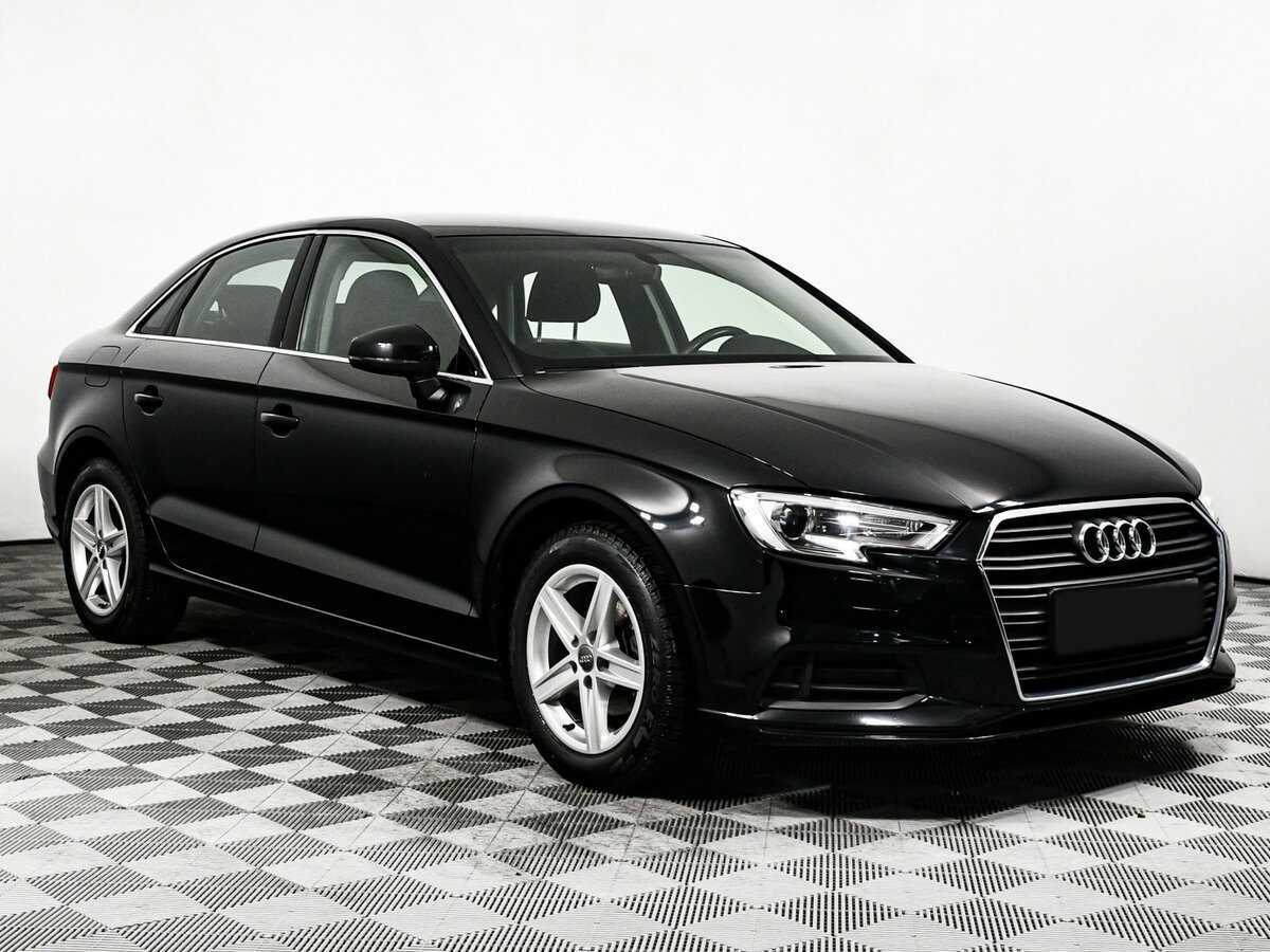 Audi A3, 2018 - фото №3