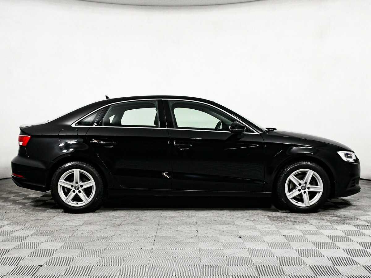 Audi A3, 2018 - фото №4