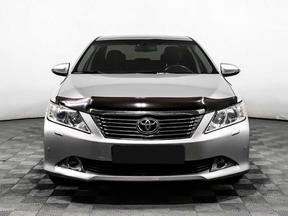 Toyota Camry, 2014 - фото №2