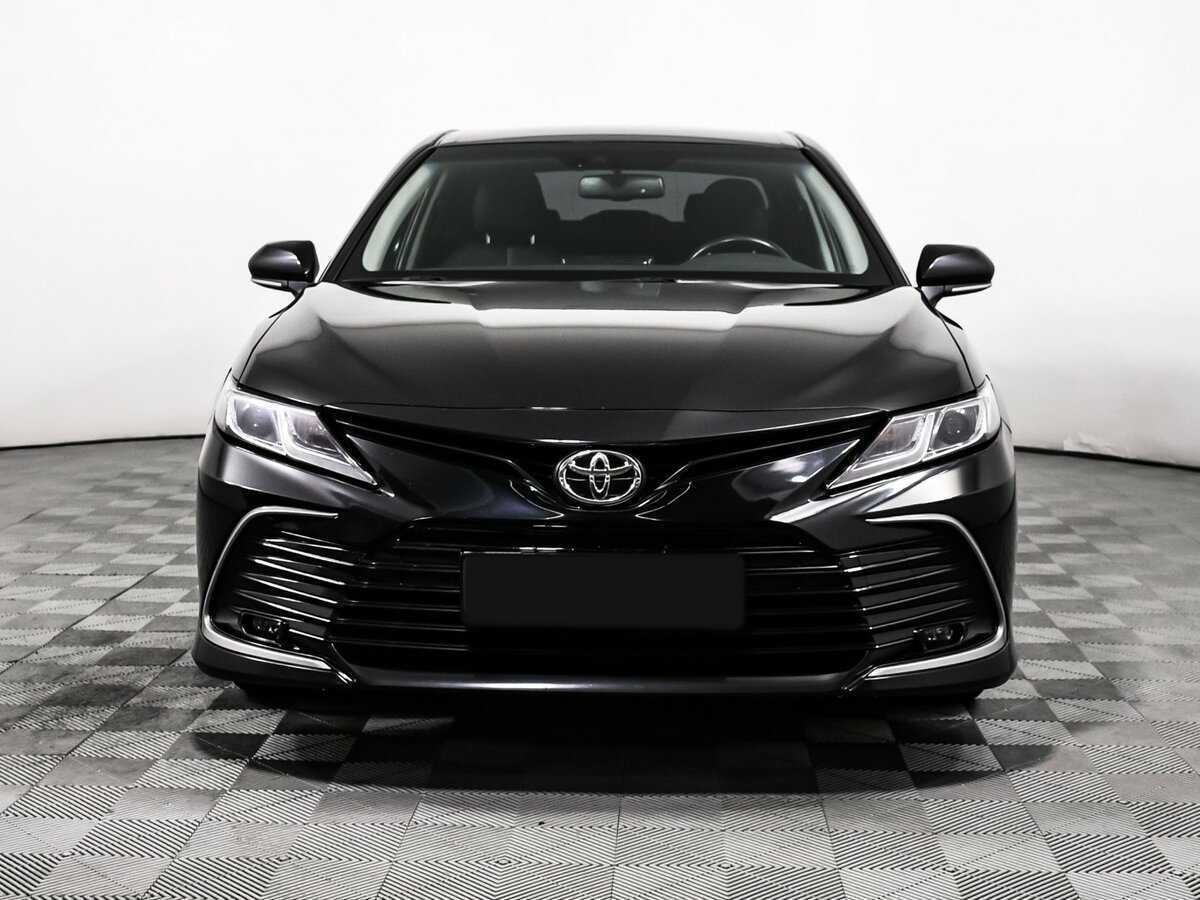 Toyota Camry, 2022 - фото №2