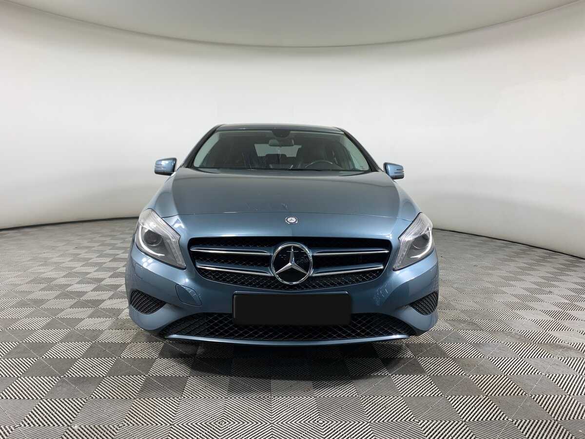Mercedes-Benz A-Класс 180, 2013 - фото №2
