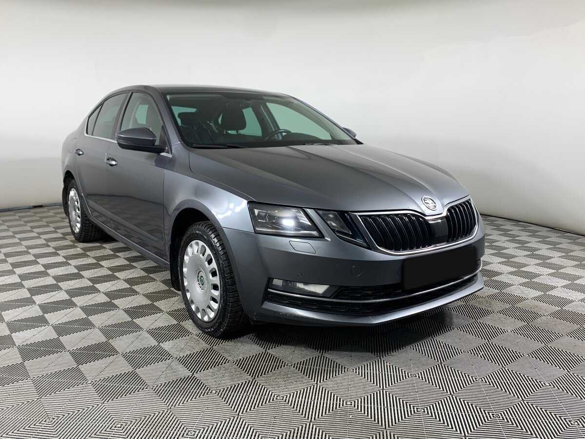 Skoda Octavia, 2018 - фото №3
