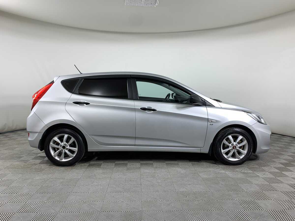 Hyundai Solaris, 2013 - фото №4