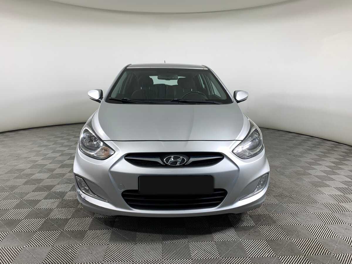 Hyundai Solaris, 2012 - фото №2